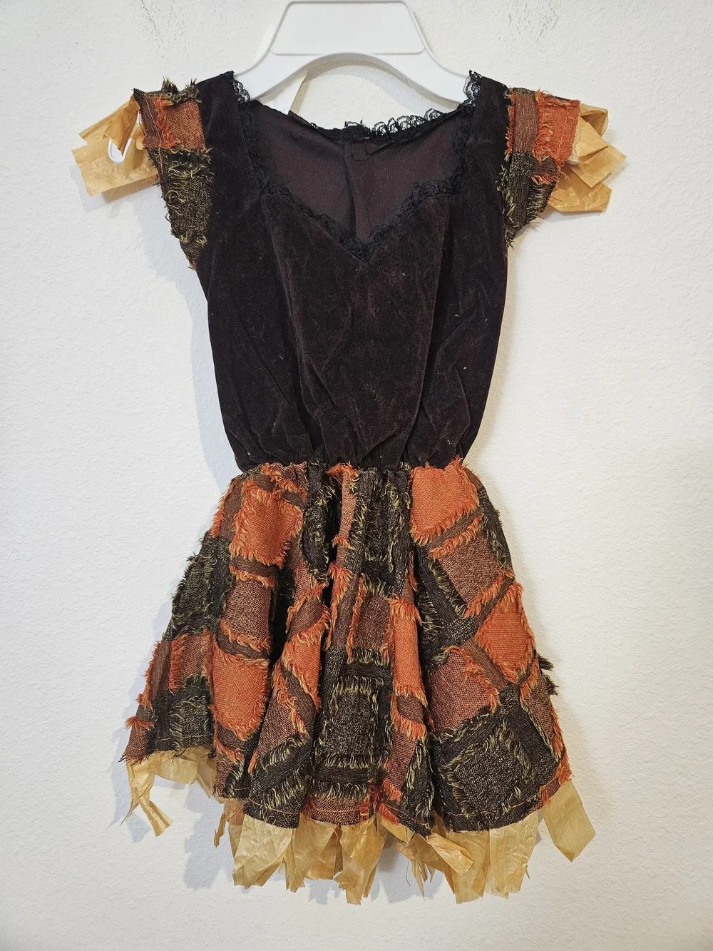 Lil' Scarecrow Kids' Orange & Brown Scarecrow Costume